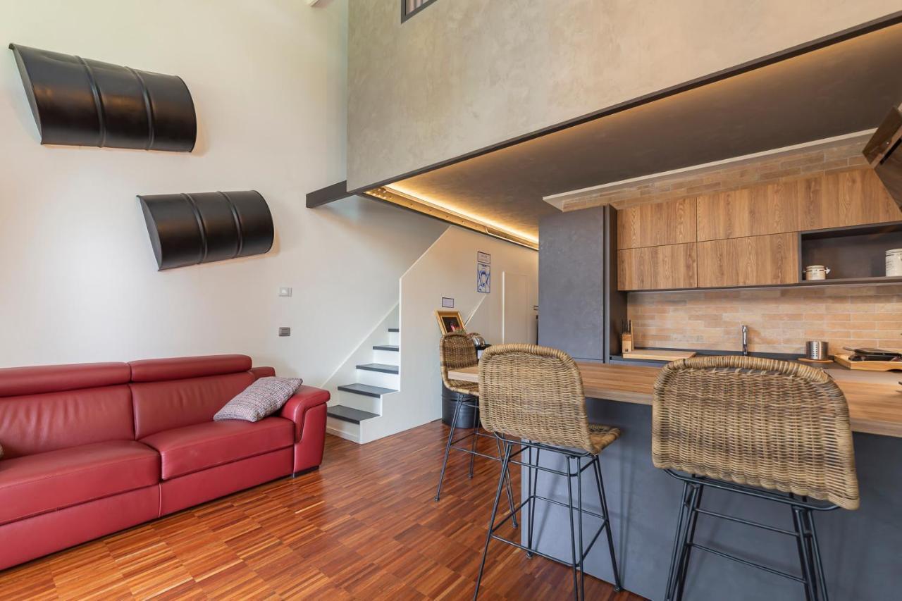 Luxury Loft Adriano 51 Lägenhet Milano Exteriör bild